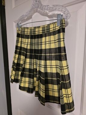 Love Tree 90s Vintage Clueless Inspired Plaid Skirt Size Large Yellow/Black